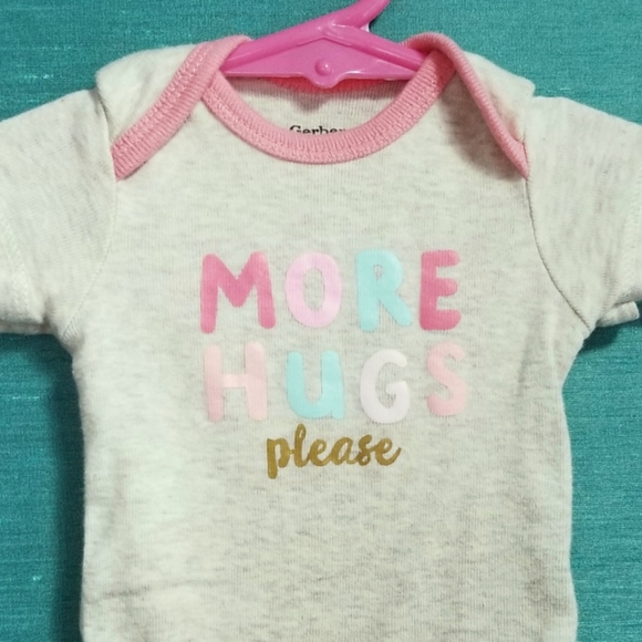 NB Gerber Onesies Set of 3 (Girls) - Picture 7 of 8